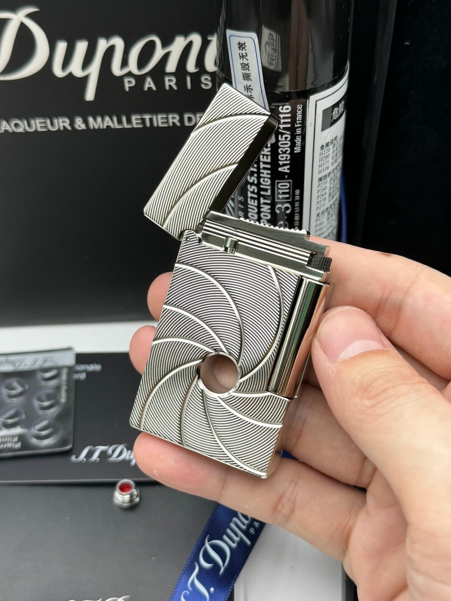 ST Dupont Ligne 2 James Bond 007 Spectre Lighter With Gift Box
