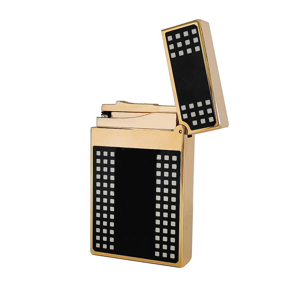 ST Dupont COHIBA BEHIKE Limited Edition LE GRAND L2 LIGHTER BLACK LACQUER - Close-up