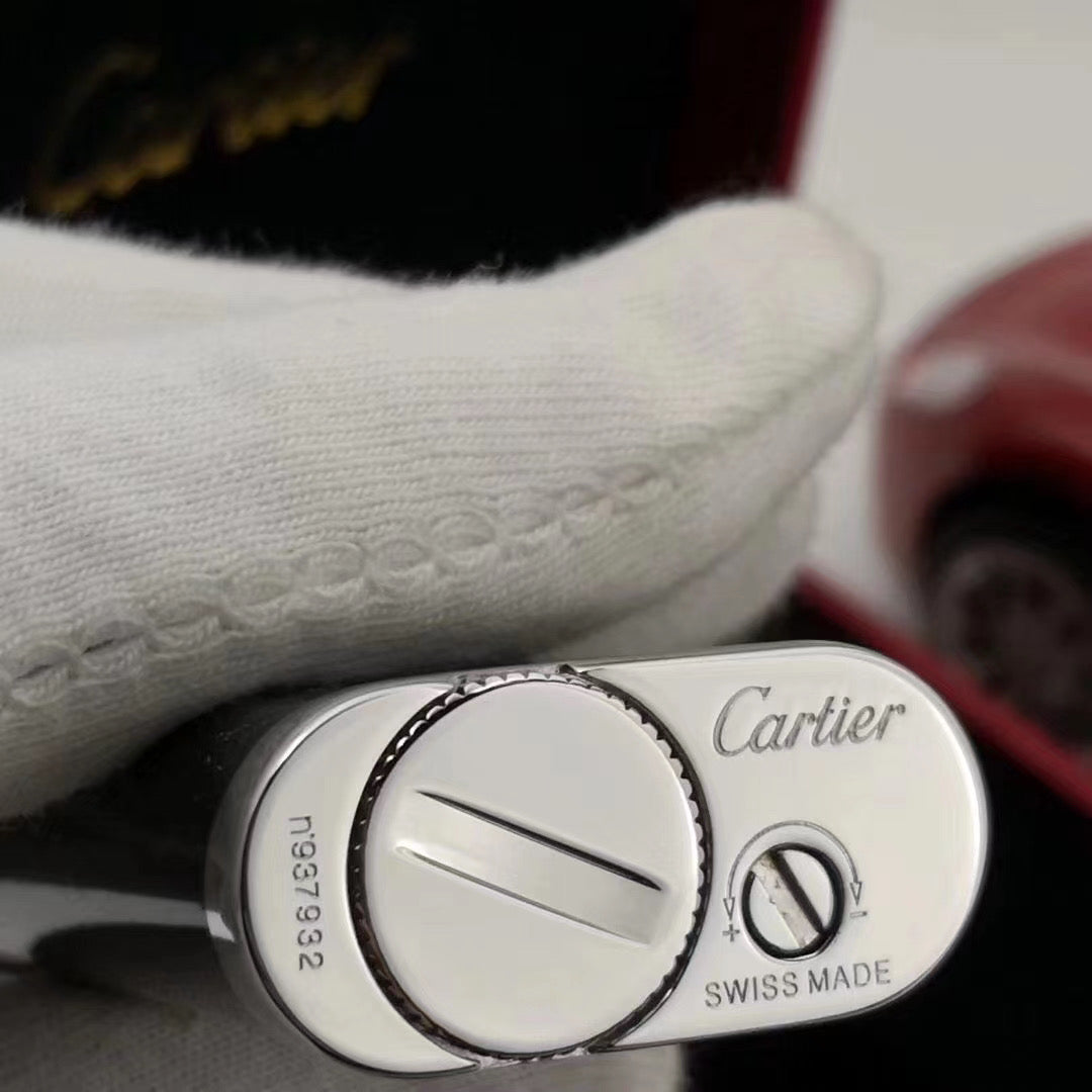 Cartier CLOUS DE PARIS DECOR Lighter Black Lacquer Silver Finish - Close-up