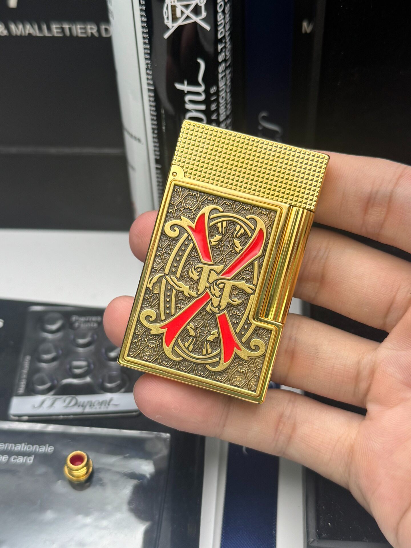 Fuente Opus X Haute Creation Red Limited Edition Luxury Lighter