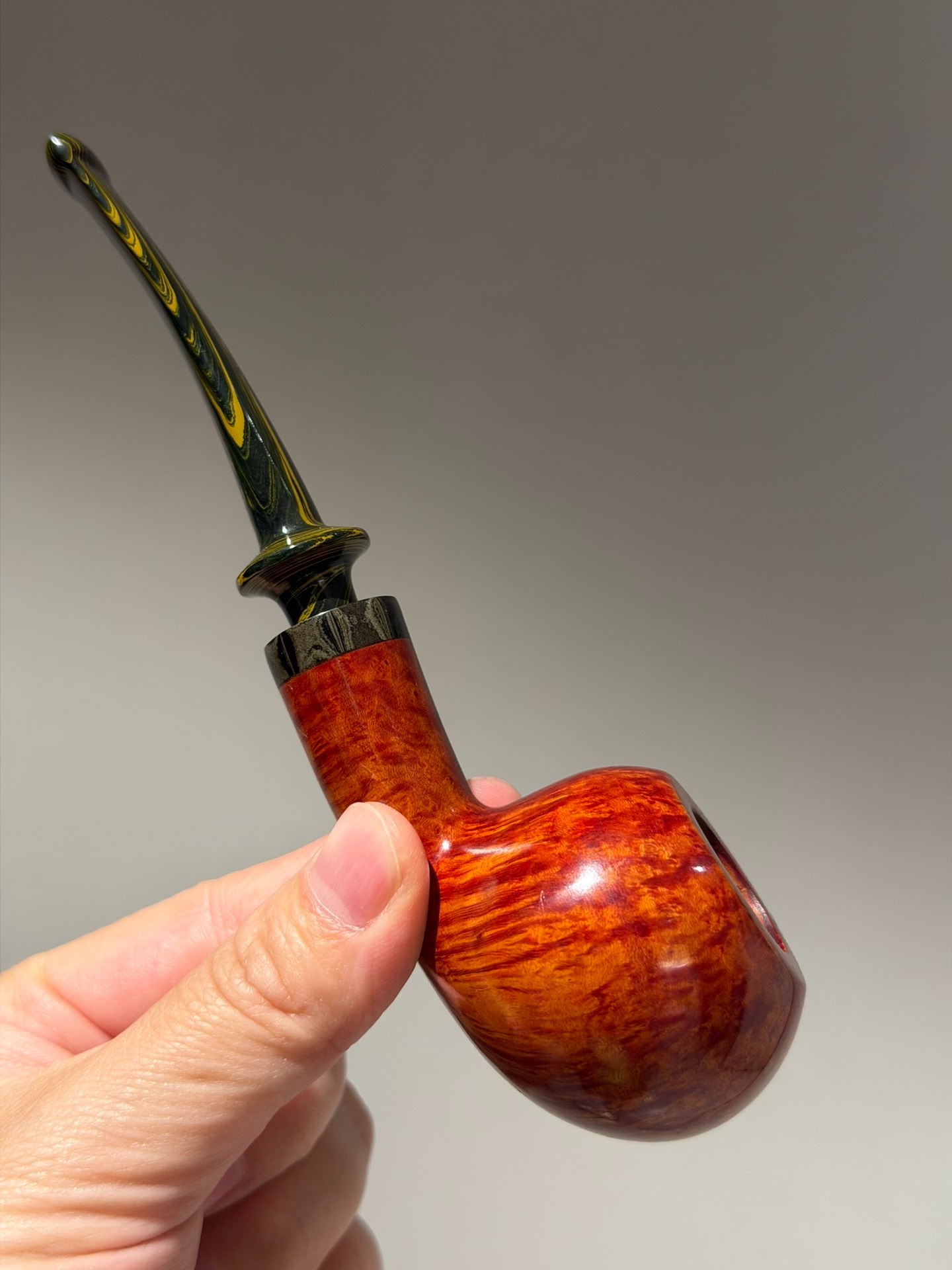 Spanish Imported Briar Apple Prince Pipe | Handmade Flame Grain & Bird's Eye Grain Pipe