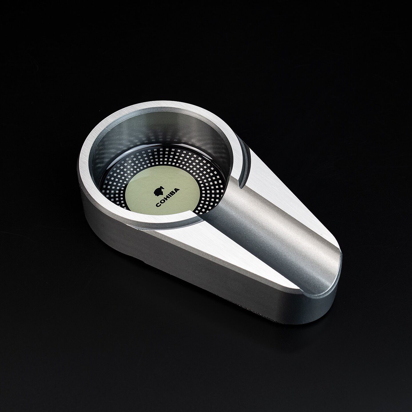 Luxury Cigar Accessories Set with Torch Lighter, Carbon Fiber Cutter & Ashtray | Premium Gift Box