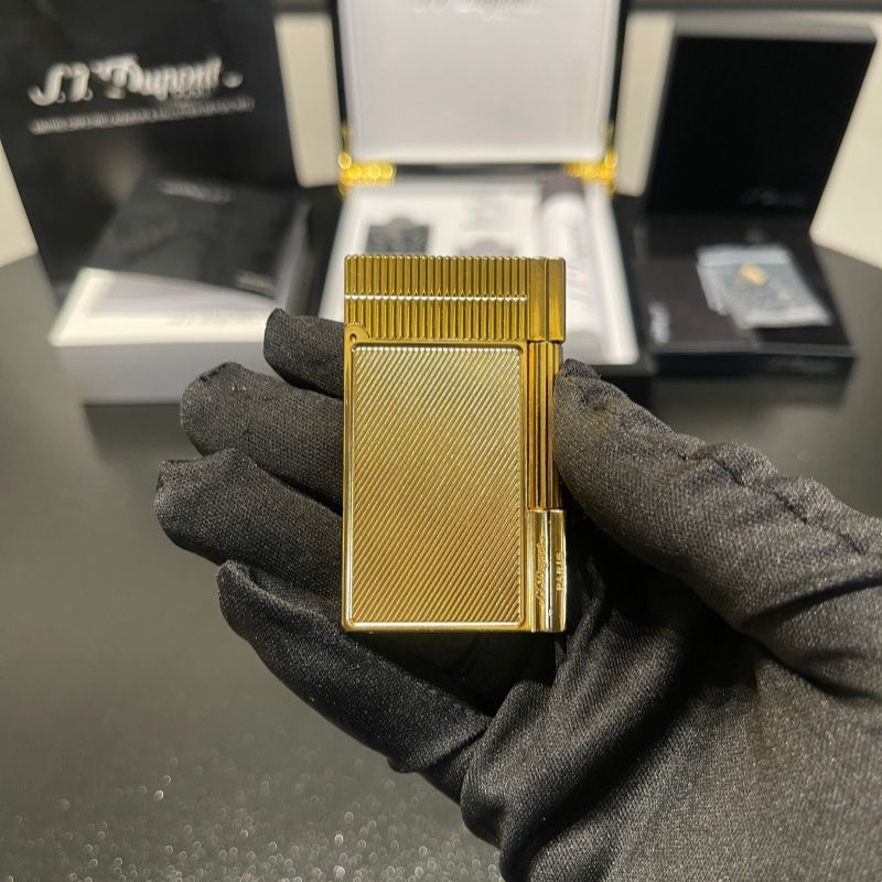 S.T. Dupont Ligne 2 Micro Diamond Guilloché Gold Lighter