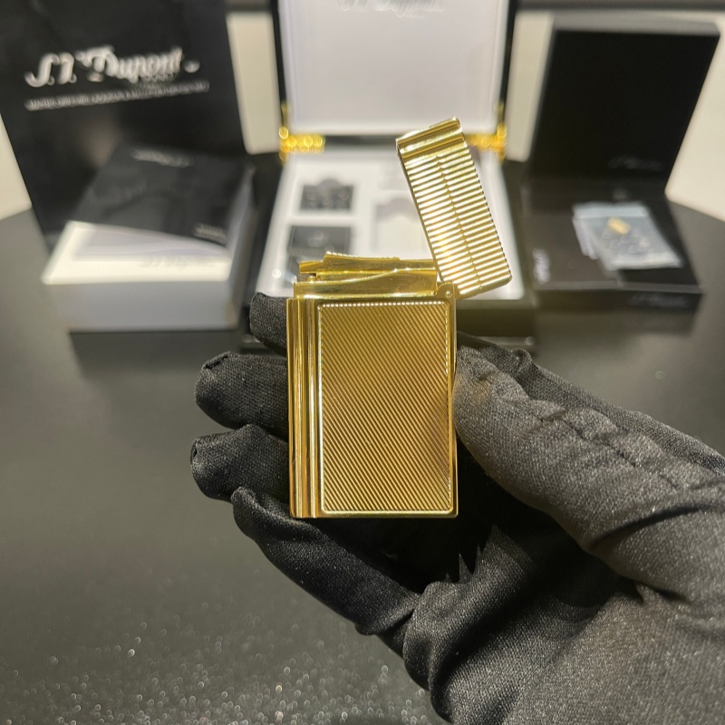 S.T. Dupont Ligne 2 Micro Diamond Guilloché Gold Lighter