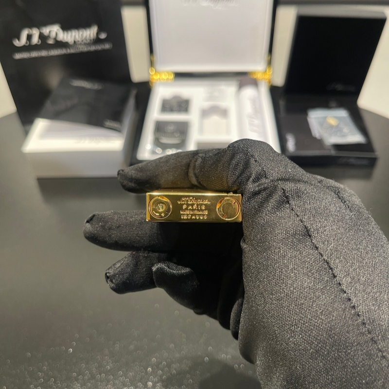 S.T. Dupont Ligne 2 Micro Diamond Guilloché Gold Lighter