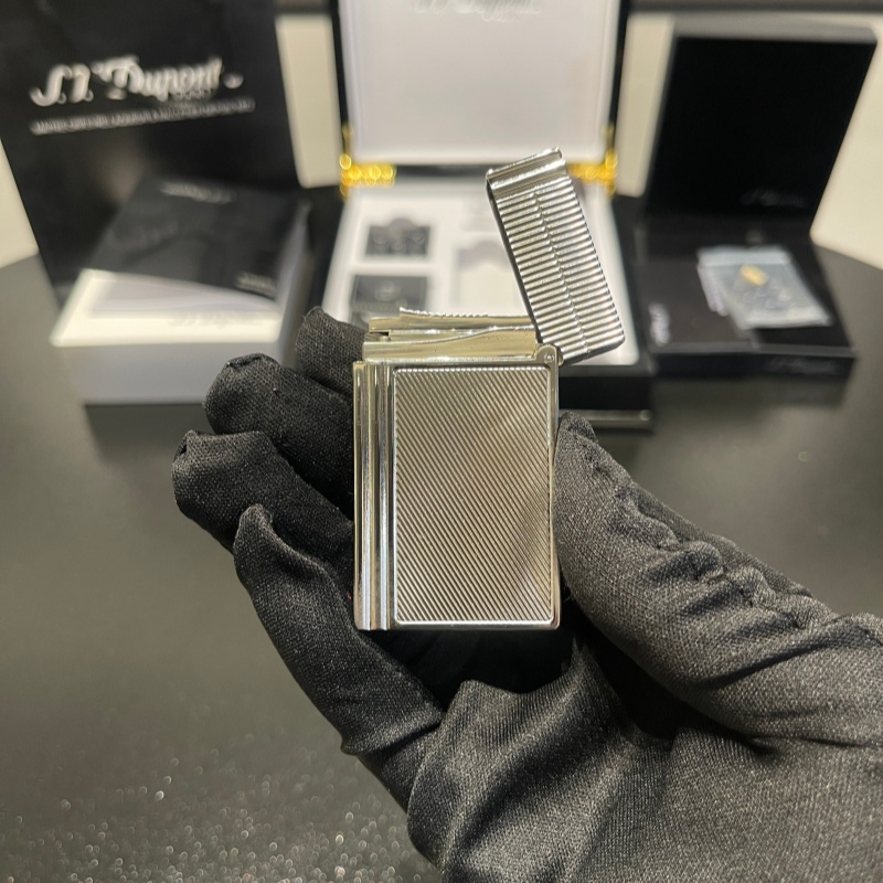 S.T. Dupont Ligne 2 Micro Diamond Guilloché Gold Lighter