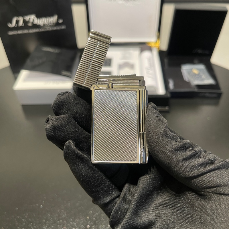 S.T. Dupont Ligne 2 Micro Diamond Guilloché Gold Lighter