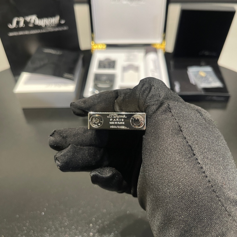 S.T. Dupont Le Grand Diagonal Guilloché Palladium Lighter