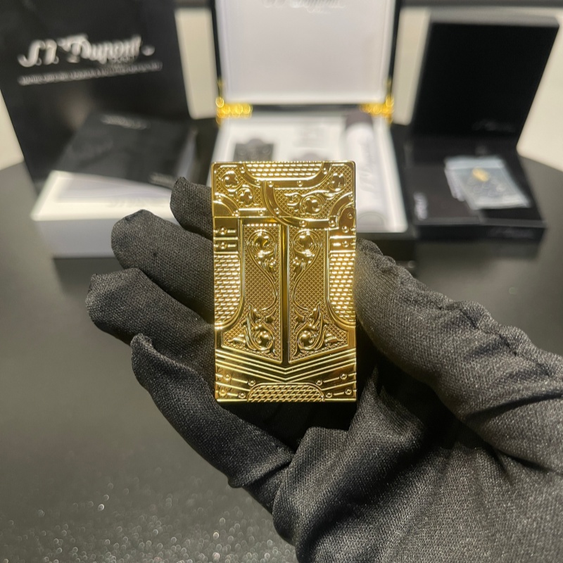 S.T. Dupont Le Grand Shield Engraved Gold Lighter