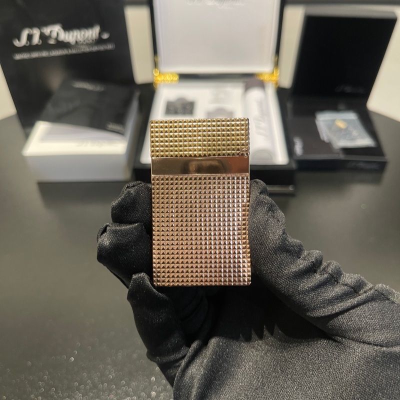 S.T. Dupont Le Grand Diamond Head Palladium Lighter Rose gold