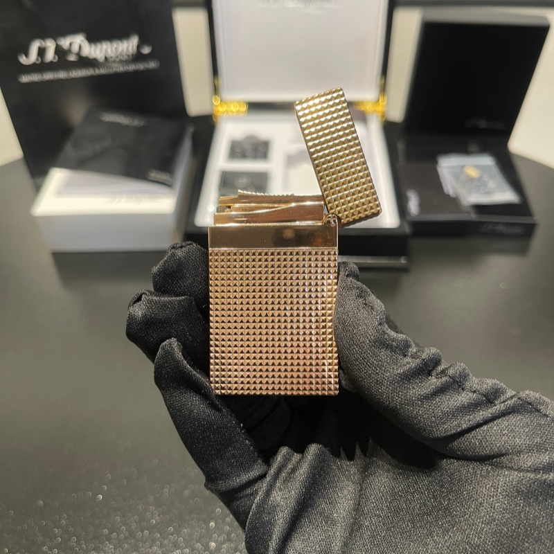 S.T. Dupont Le Grand Diamond Head Palladium Lighter Rose gold