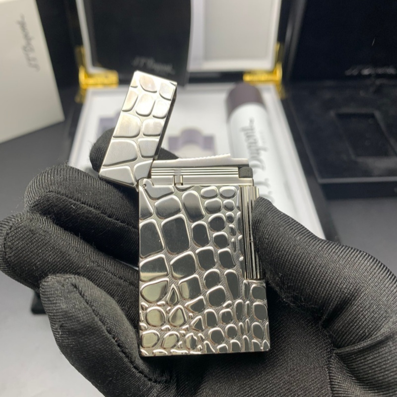 S.T. Dupont Le Grand Crocodile Pattern Gold Lighter