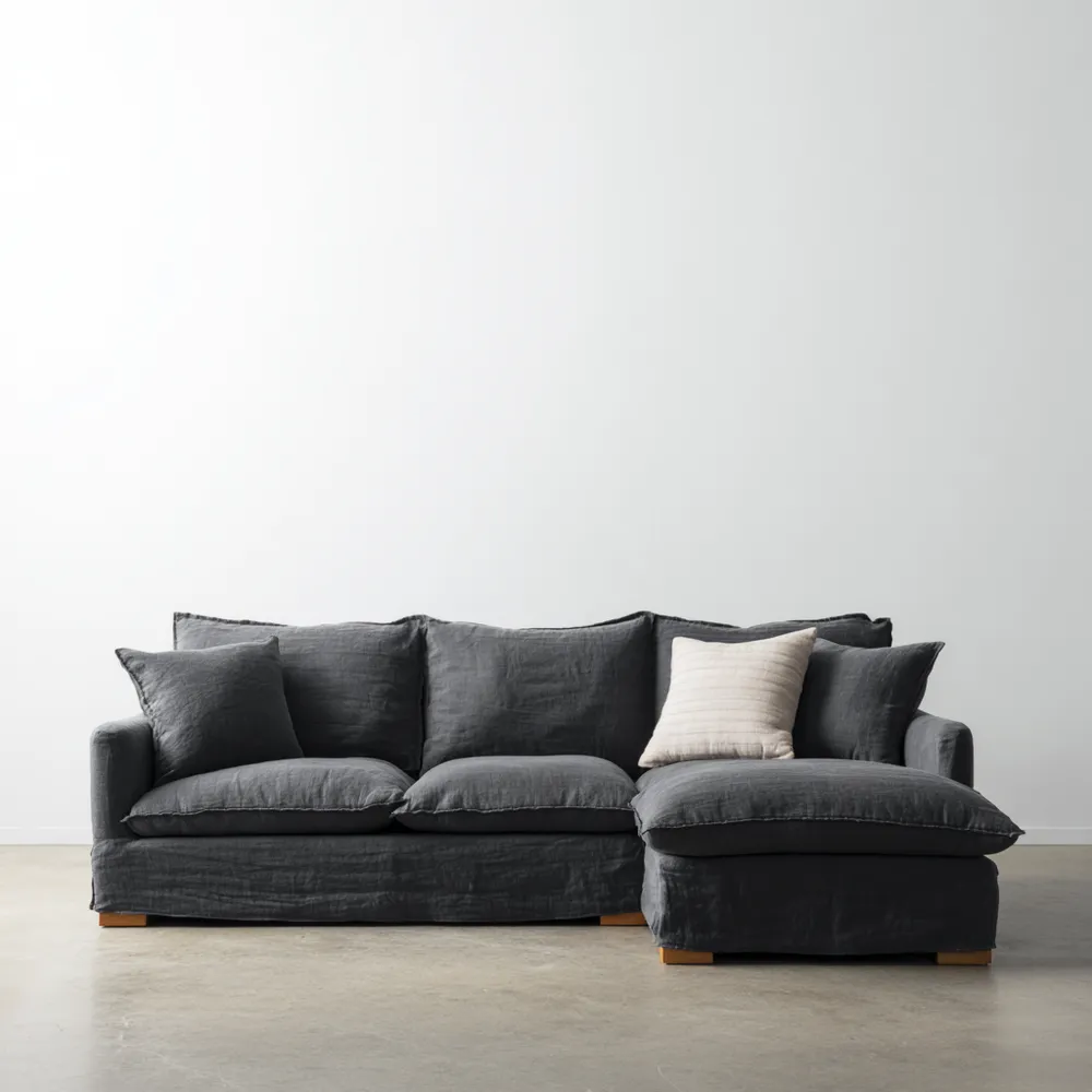 Divano angolare in tessuto grigio 250x90x85 cm - Design moderno