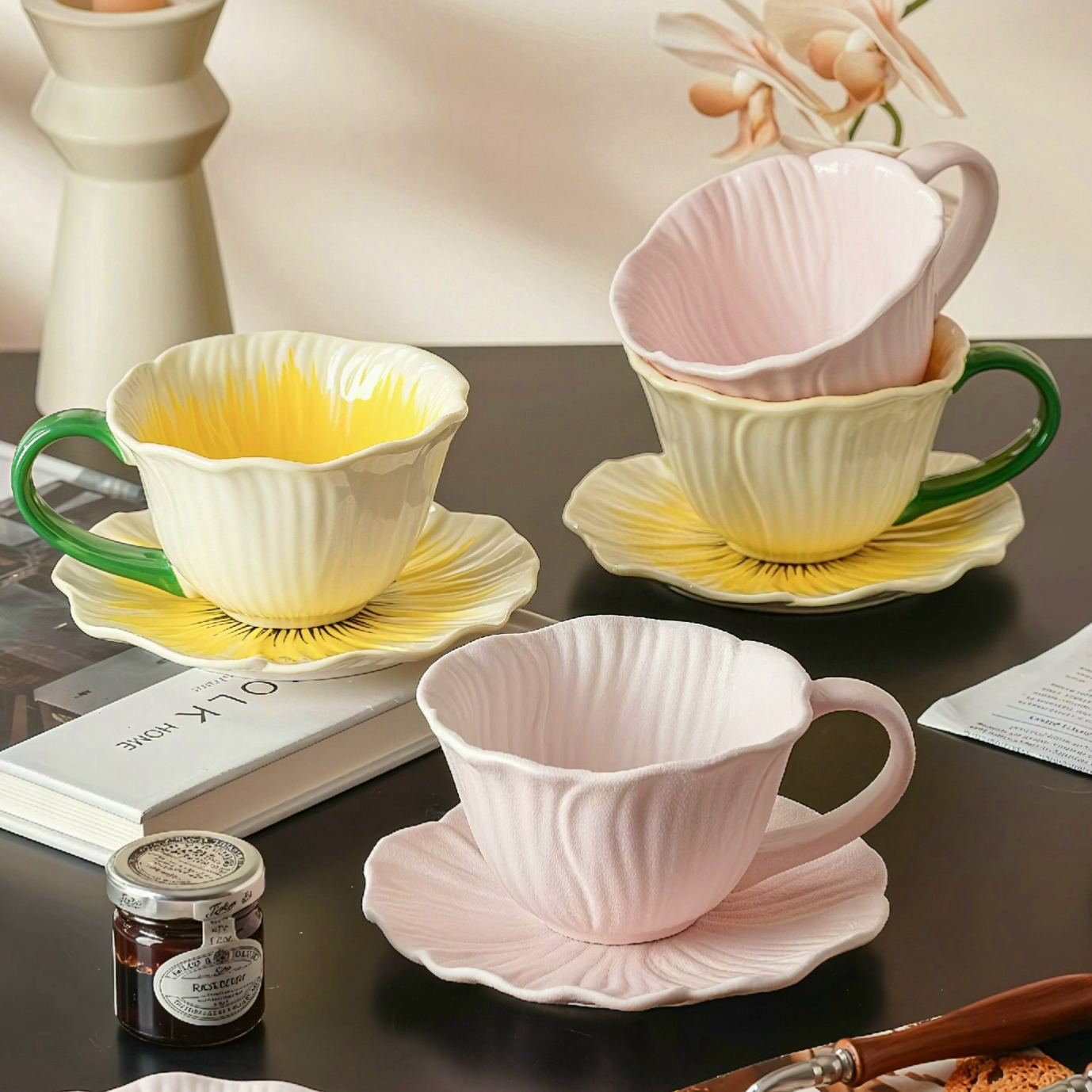 The Sculpted Petal Cup Set 