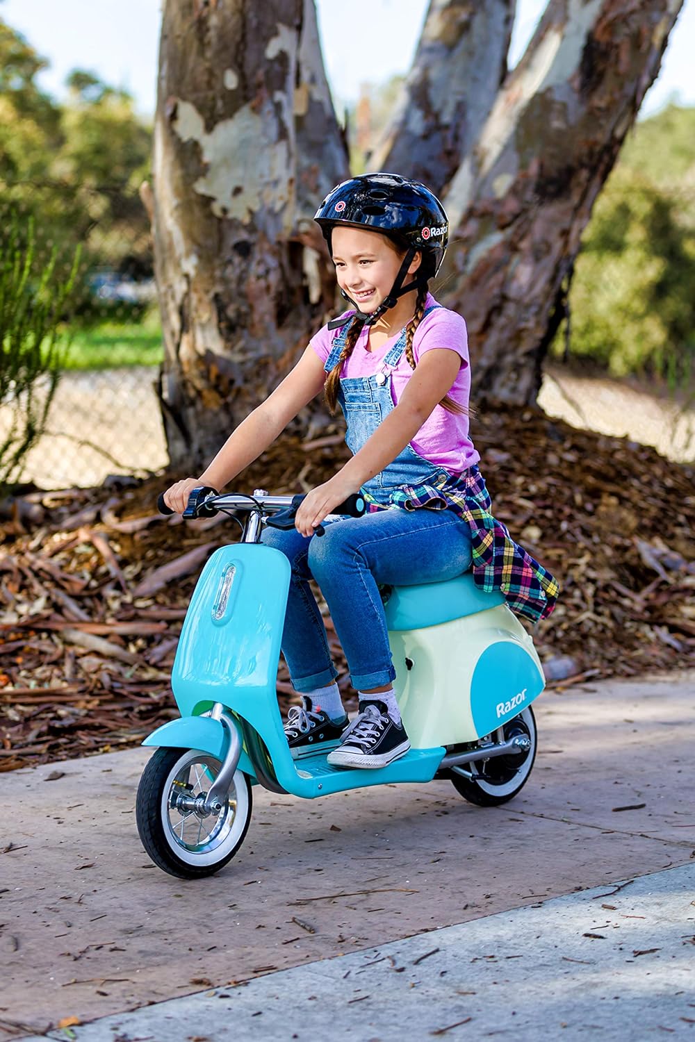 Razor Pocket Mod Petite, Scooter Eléctrico, Estilo Europeo, hasta 13 km/h, hasta 40 Minutos Uso, Acelerador de Empuñadura Giratoria, Neumáticos de Pared Blanca con Radios de 255mm, 7+, 50 kg-AzulBB