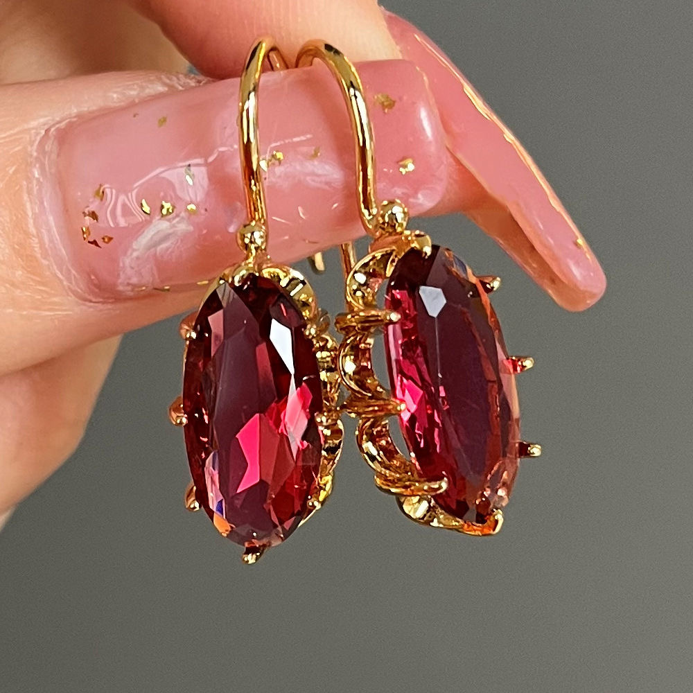 🎁2024 Žhavé produkty Velké snížení cen ✨ Náušnice 18K Gold Gemstone 💎