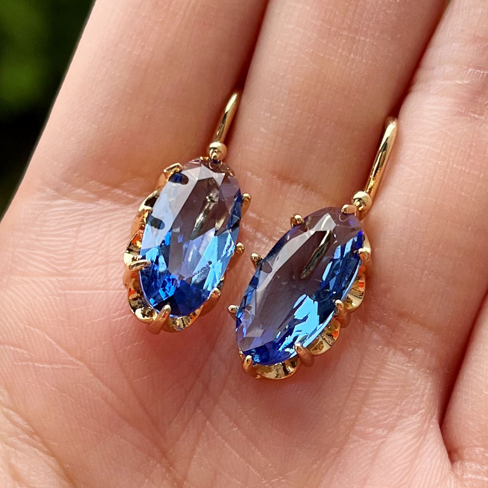 🎁2024 Žhavé produkty Velké snížení cen ✨ Náušnice 18K Gold Gemstone 💎
