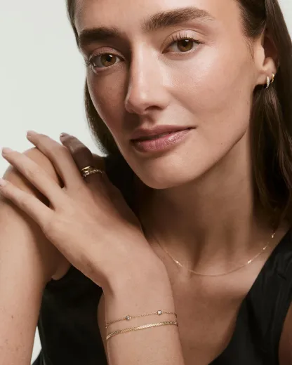 Bracciale Orbit con zaffiri sintetici