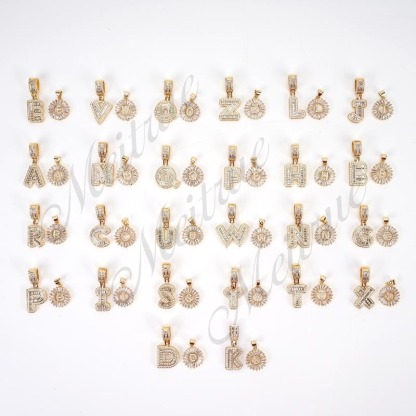 Personalizowany naszyjnik z literą – 26 wybór inicjałów z kamieniami Zircon