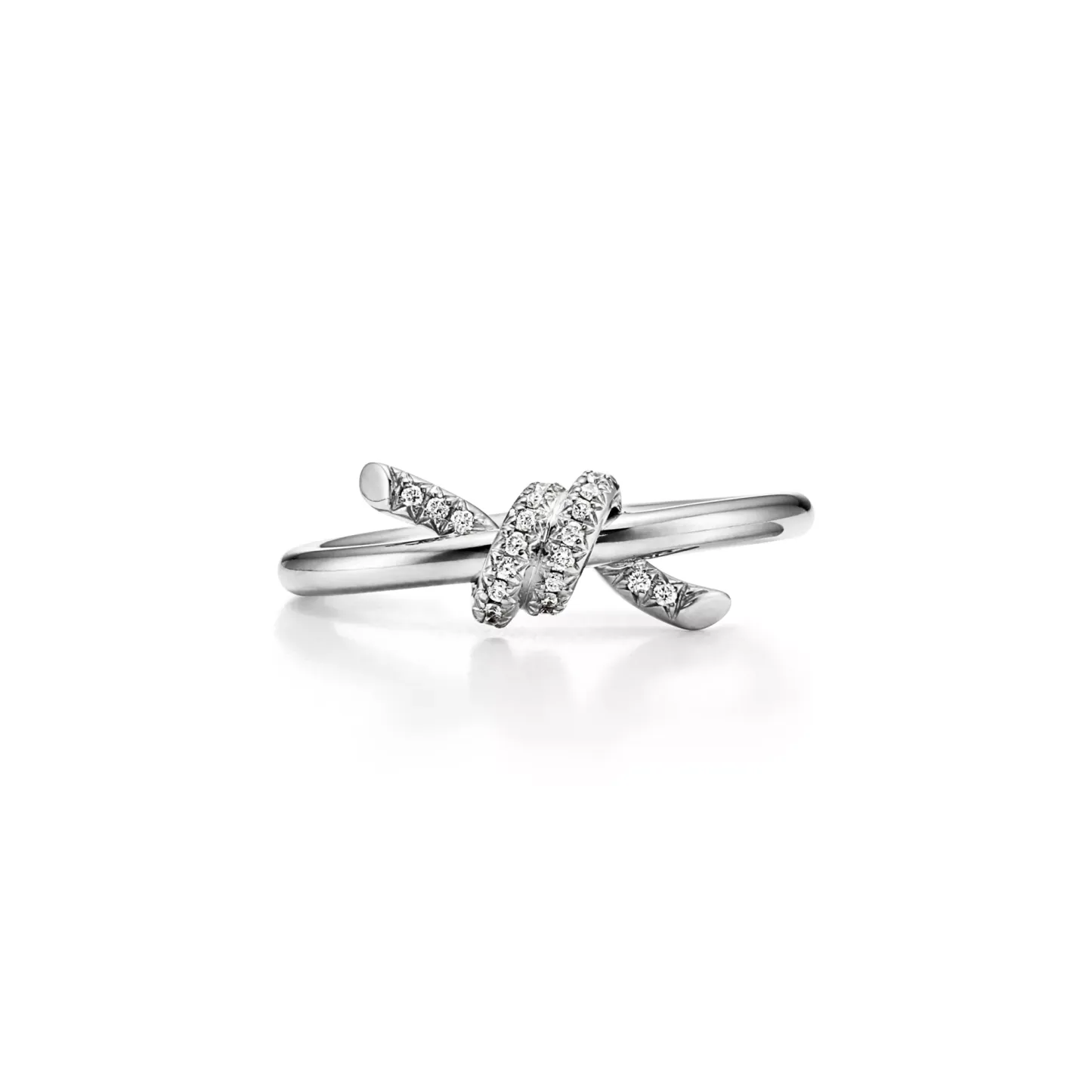 Anello Tiffany Knot in platino con diamanti