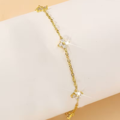 Bracciale da donna in acciaio inossidabile con quadrifoglio e ciondolo stelle incastonato di zirconi, modello versatile, ideale per uso quotidiano e regalo per la Festa della Mamma