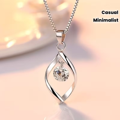 Collana elegante minimalista per donna – ciondolo tondo aperto con zirconi sintetici, gioiello del mese di aprile adatto per outfit casual, matrimoni e occasioni speciali, stile raffinato con finitura lucidata