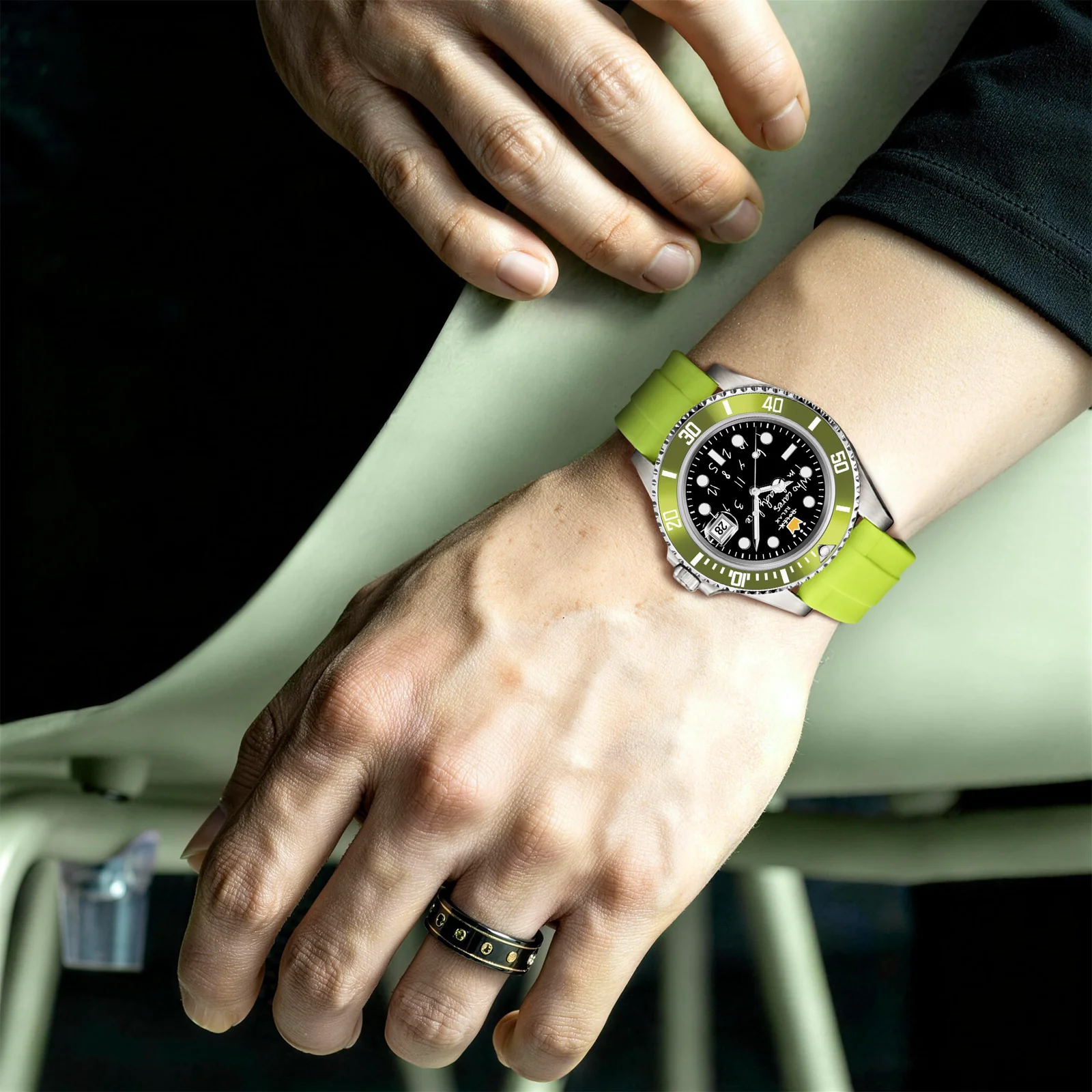 HYDROCORE FLUORO UHR  Automatik, ENTSPANNTES SIGNAL
