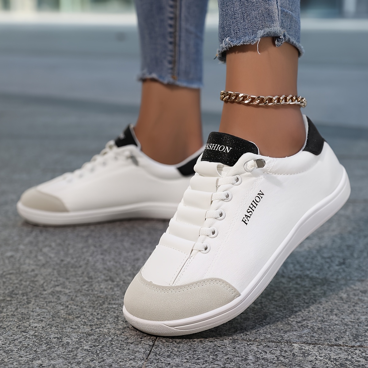 Women’s Lace‑Up Minimalist Barefoot Canvas Sneakers
