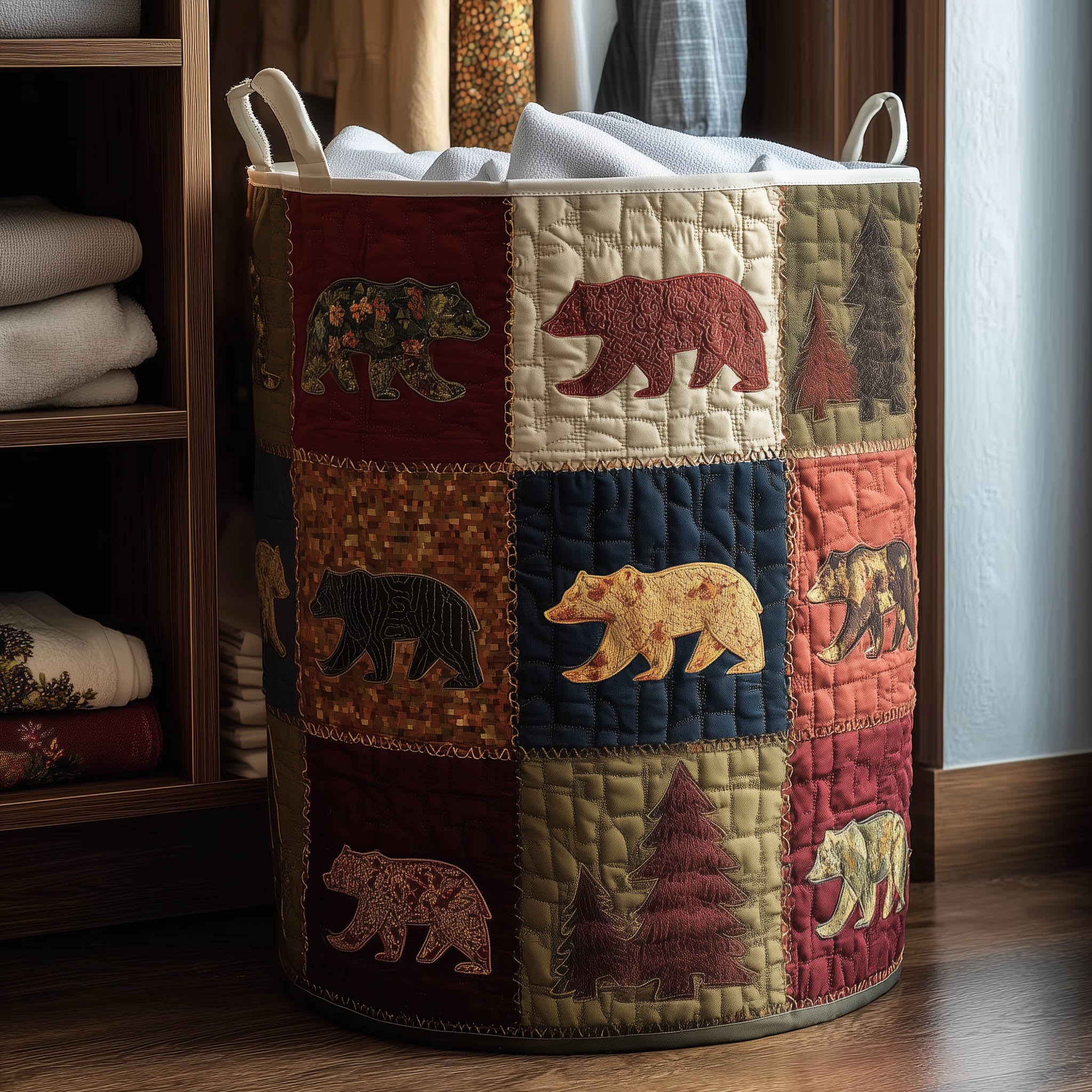 Forest Patchwork Quilted Laundry Basket GFTONT5821