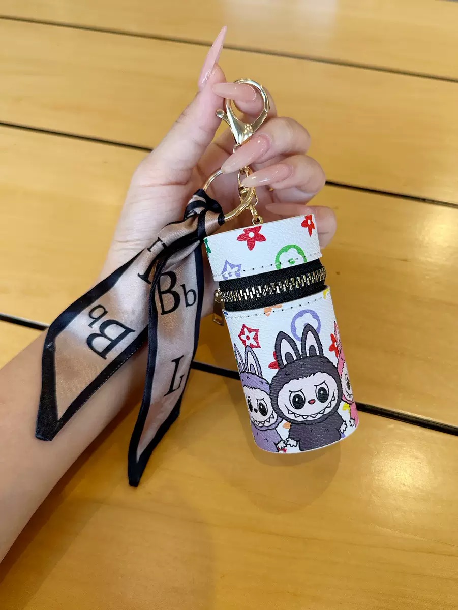 Internet-famous new product fashionable labubu red pocket wallet trendy personalized cylindrical storage bag with cute cartoon design