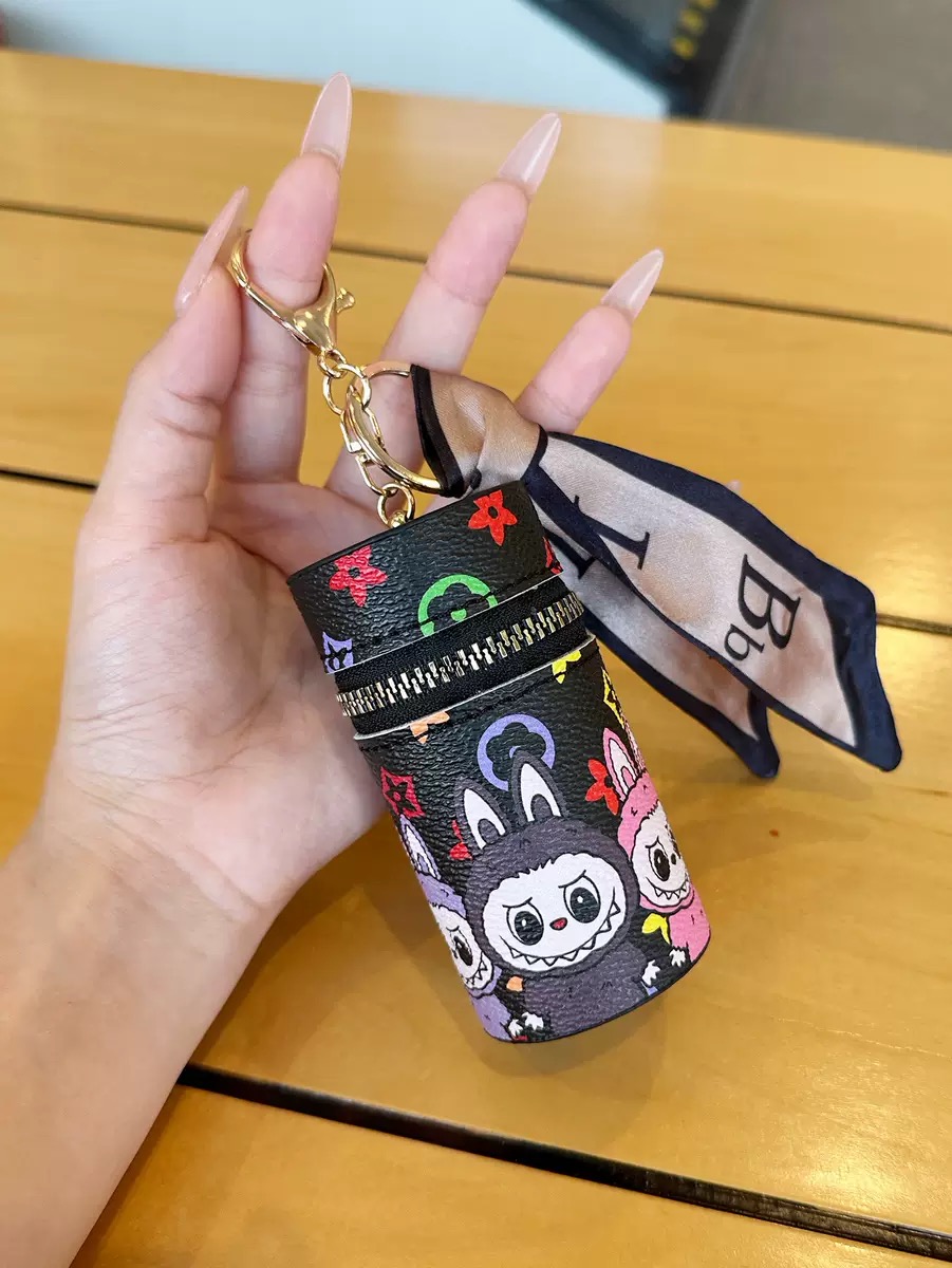Internet-famous new product fashionable labubu red pocket wallet trendy personalized cylindrical storage bag with cute cartoon design