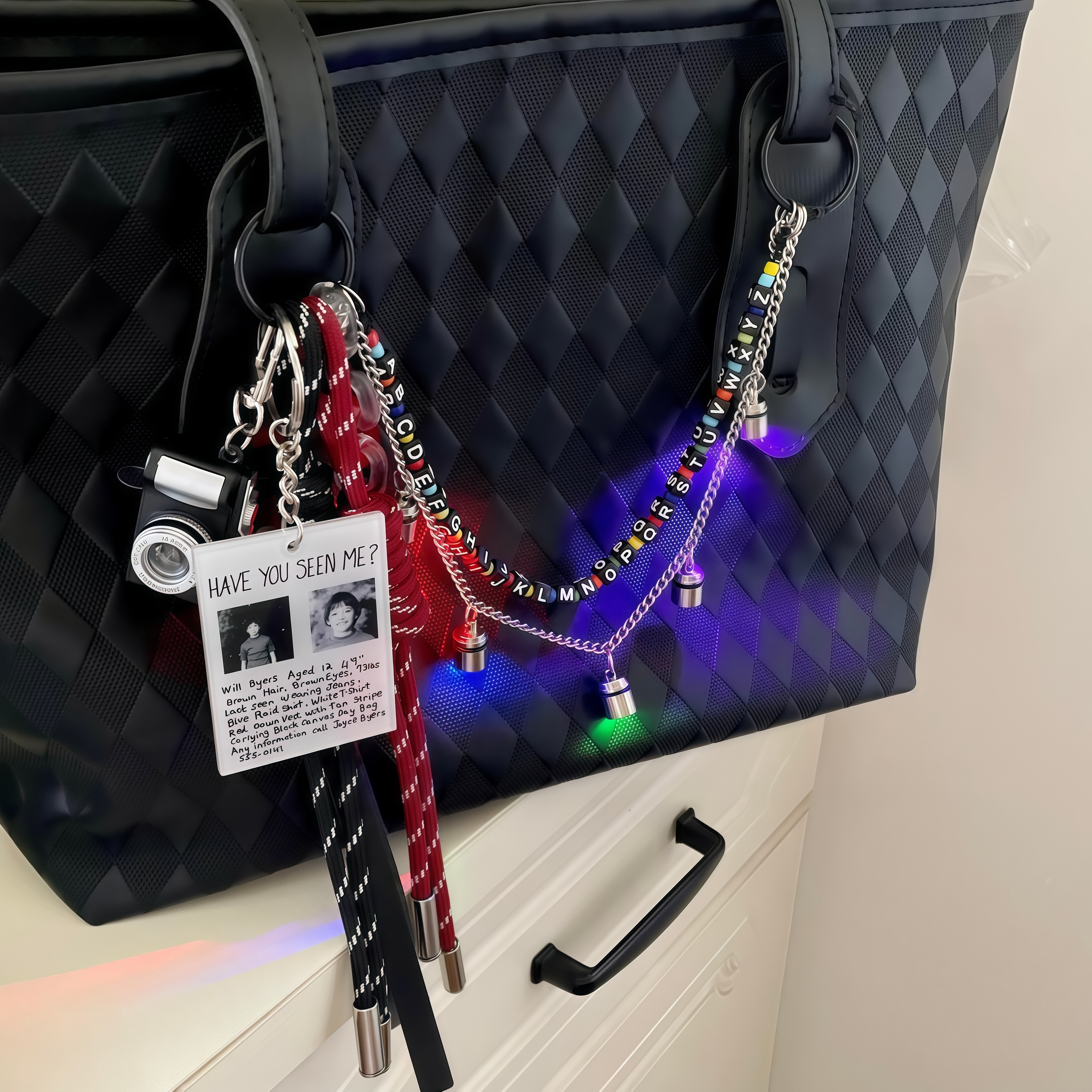 Stranger Things Bag Charm Keychain, Creative Metal Beaded Bag Pendant With Light‑Up Mini Flashlight, Demogorgon Figure Camera Accessory, Perfect Gift for TV Show Fans