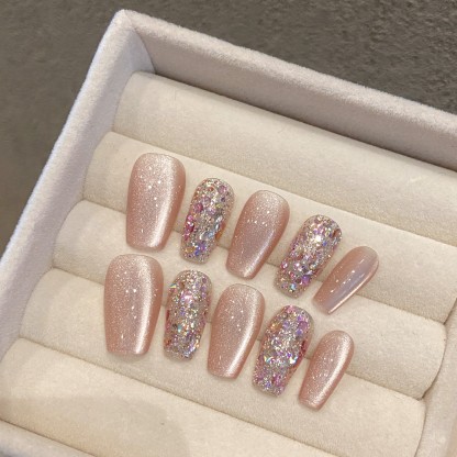 Stardust Dream: Pink Cat-Eye & Glitter Nails