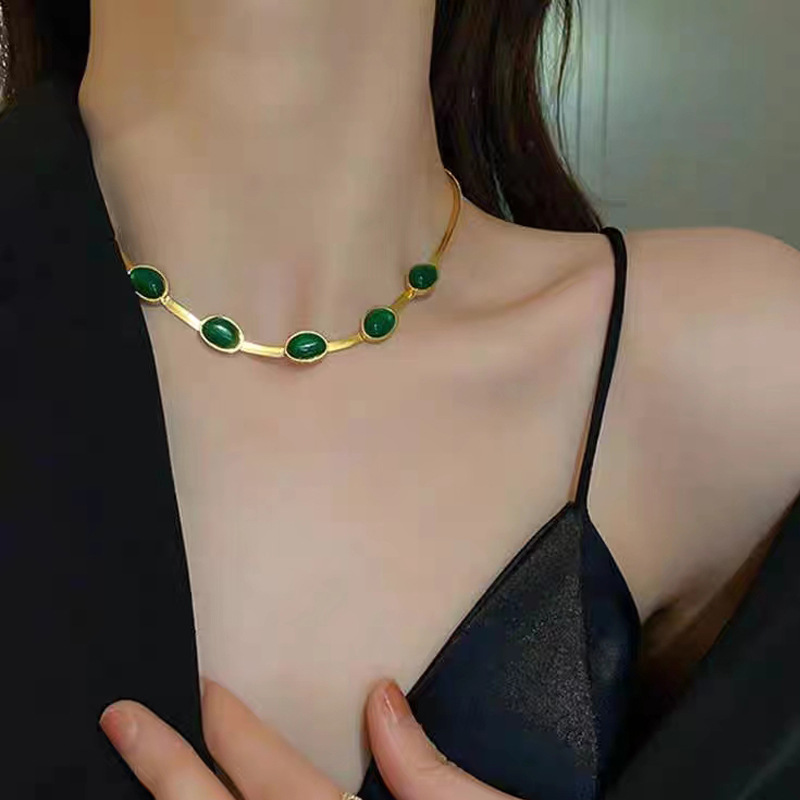 Emerald necklace earrings bracelet