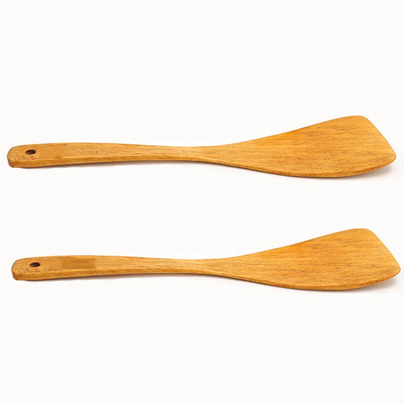 Holzlöffel und Kochgeschirr-Set