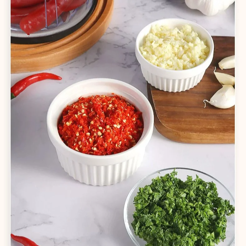 kleiner Knoblauchzerkleinerer für den Haushalt