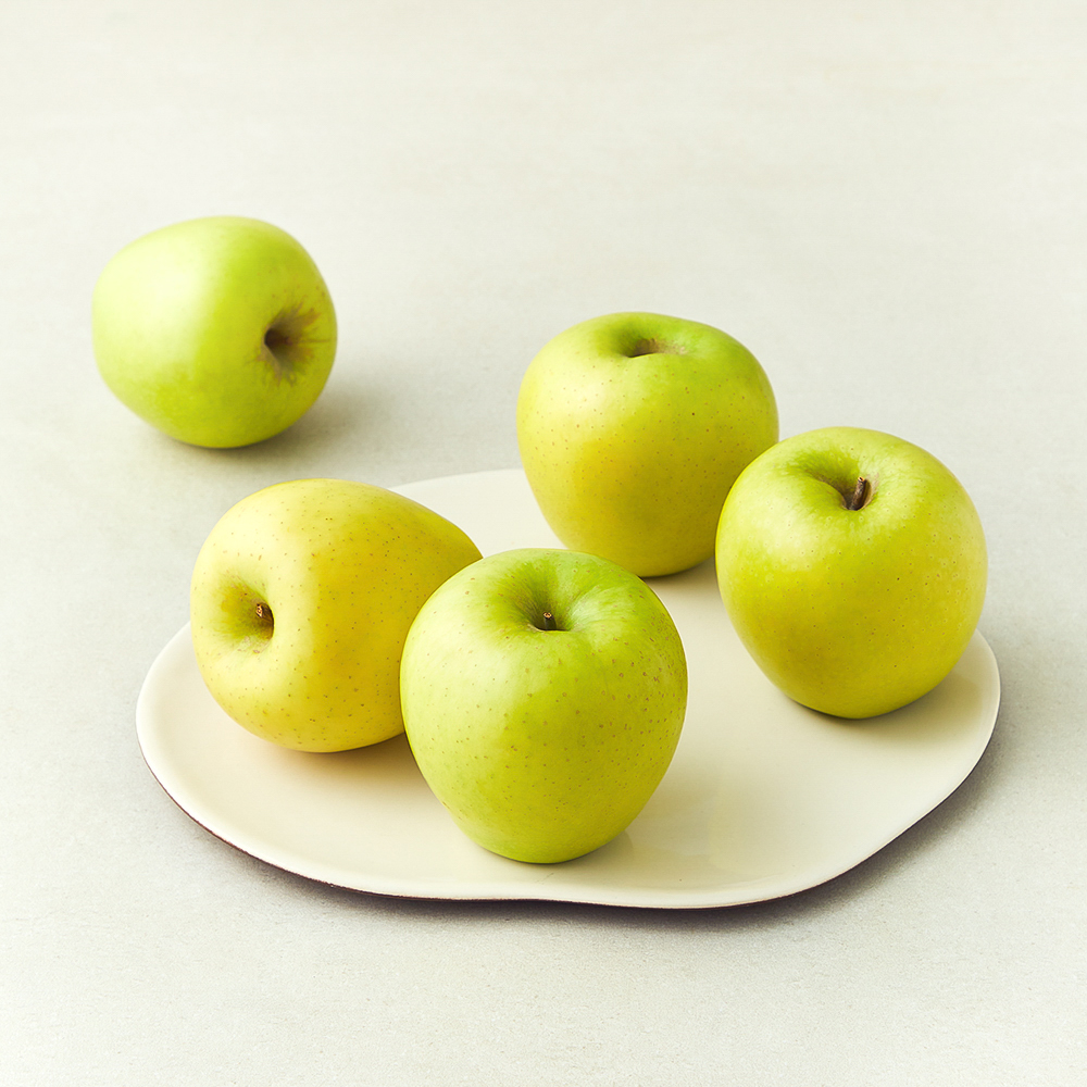 곰곰 시나노 골드사과, 1.5kg(중과), 3개