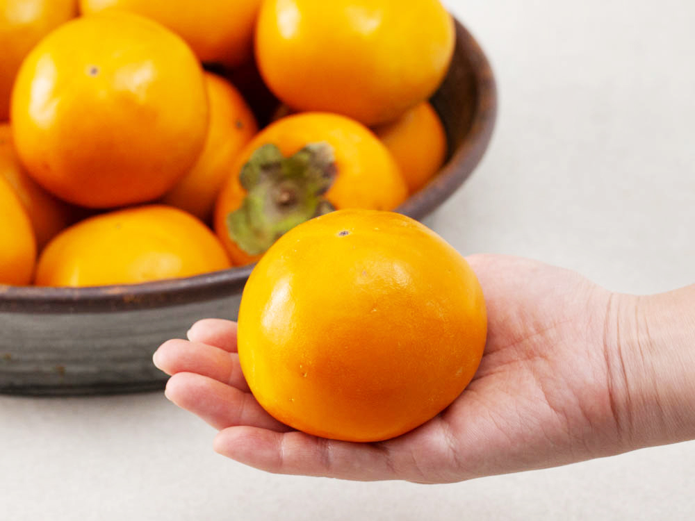 새벽경매 아삭달콤 단감, 2.5kg (13~19입),5개