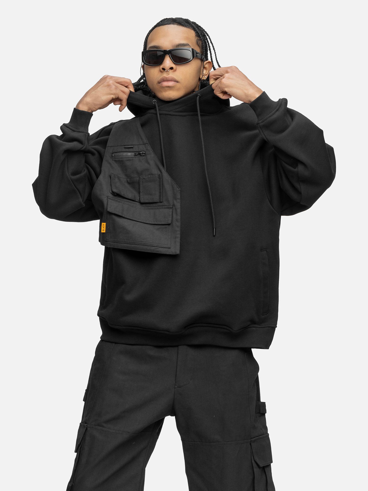 UTILITY HOODIE BLACK