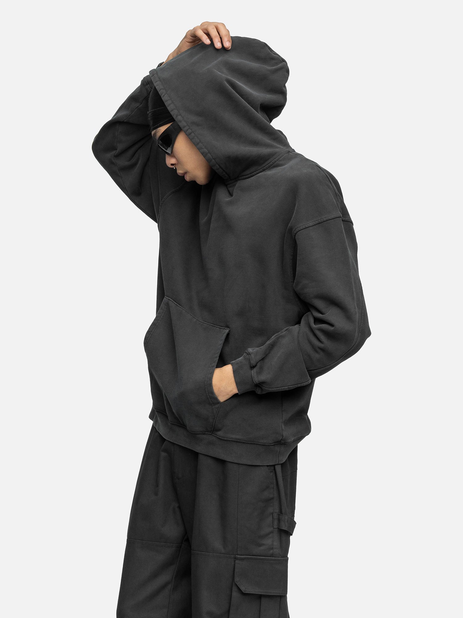OVERSIZED HOODIE WASHED BLACK