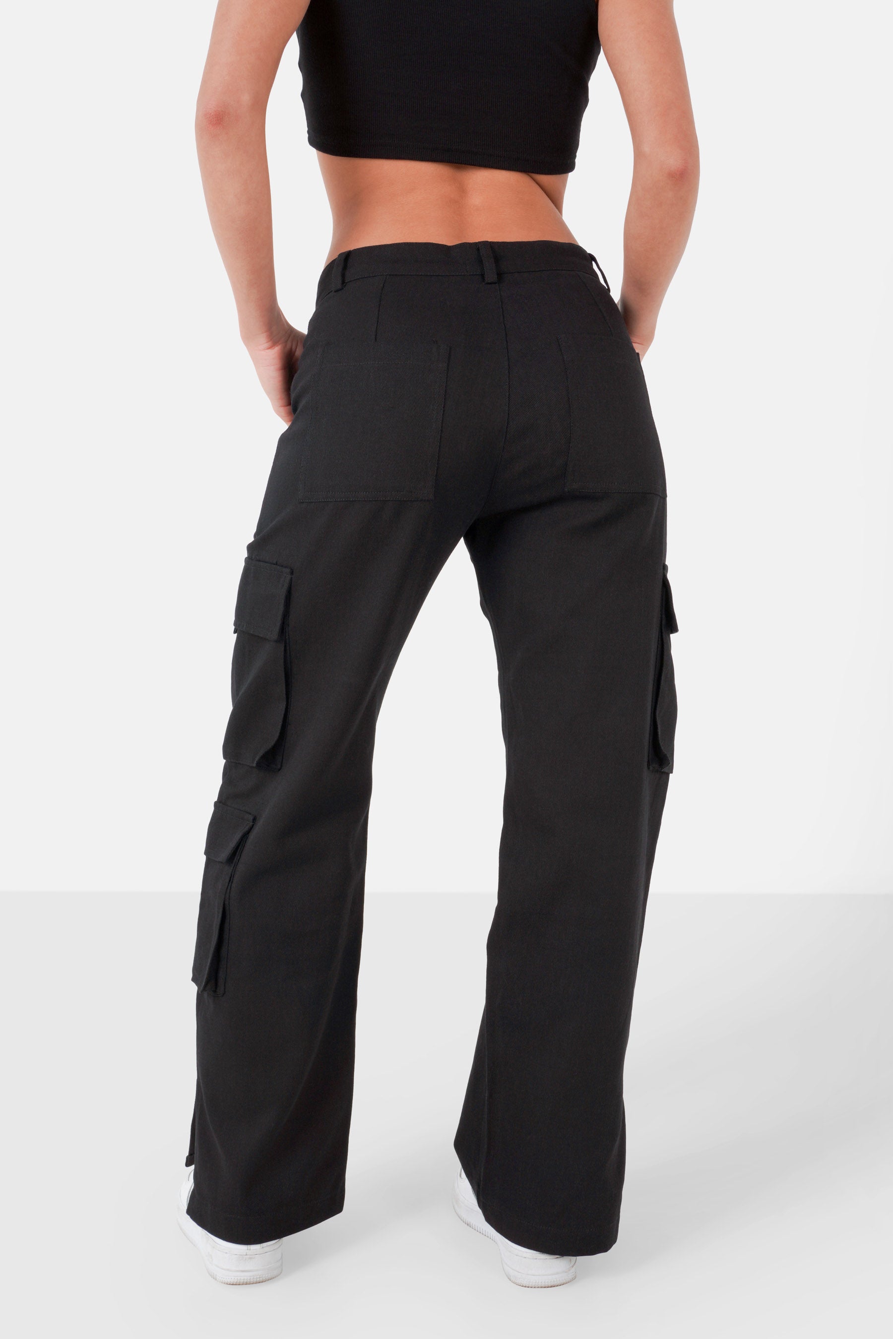 Straight cargo pants Black