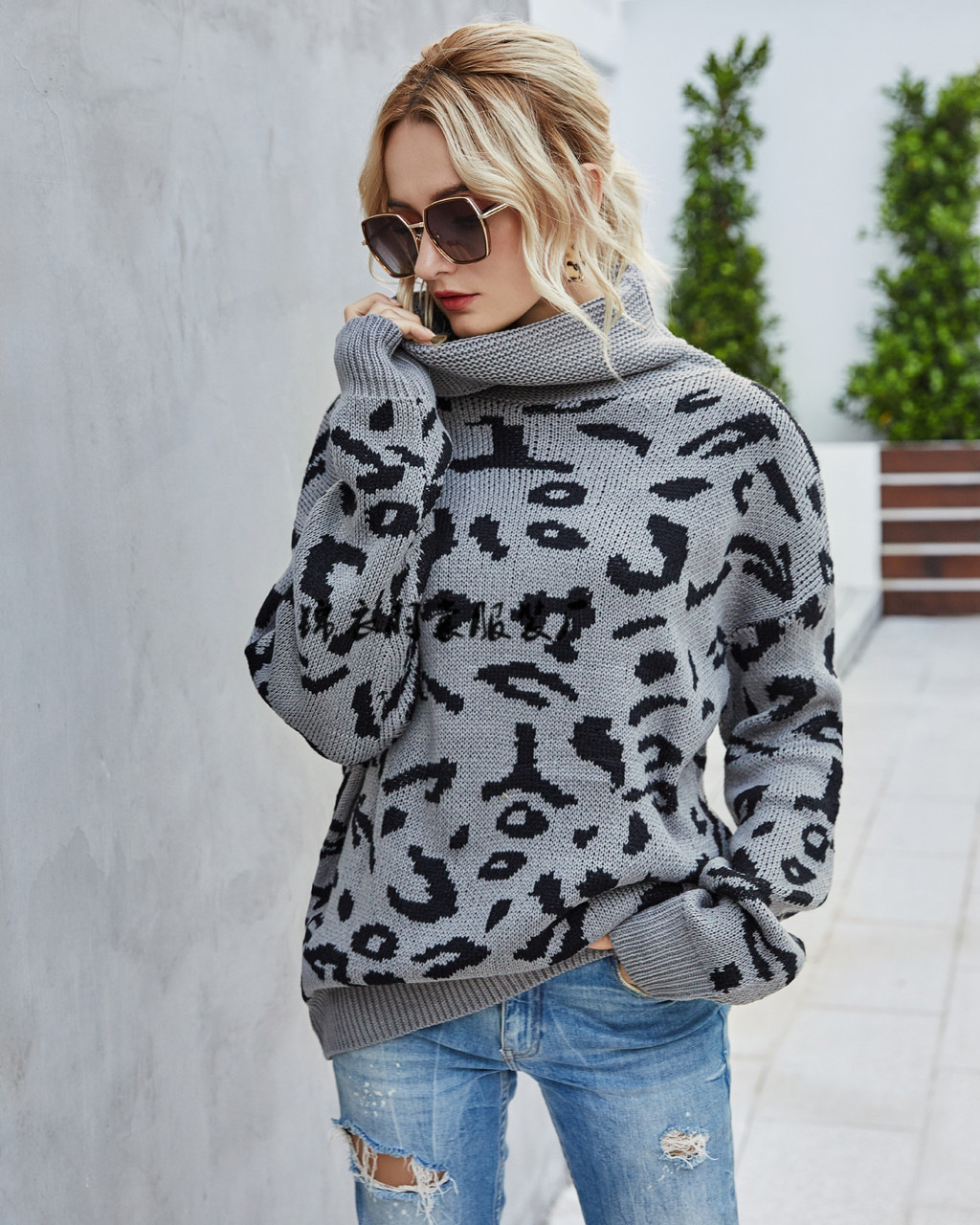 Women's Leopard Print Turtleneck Split Hem Knit Sweater