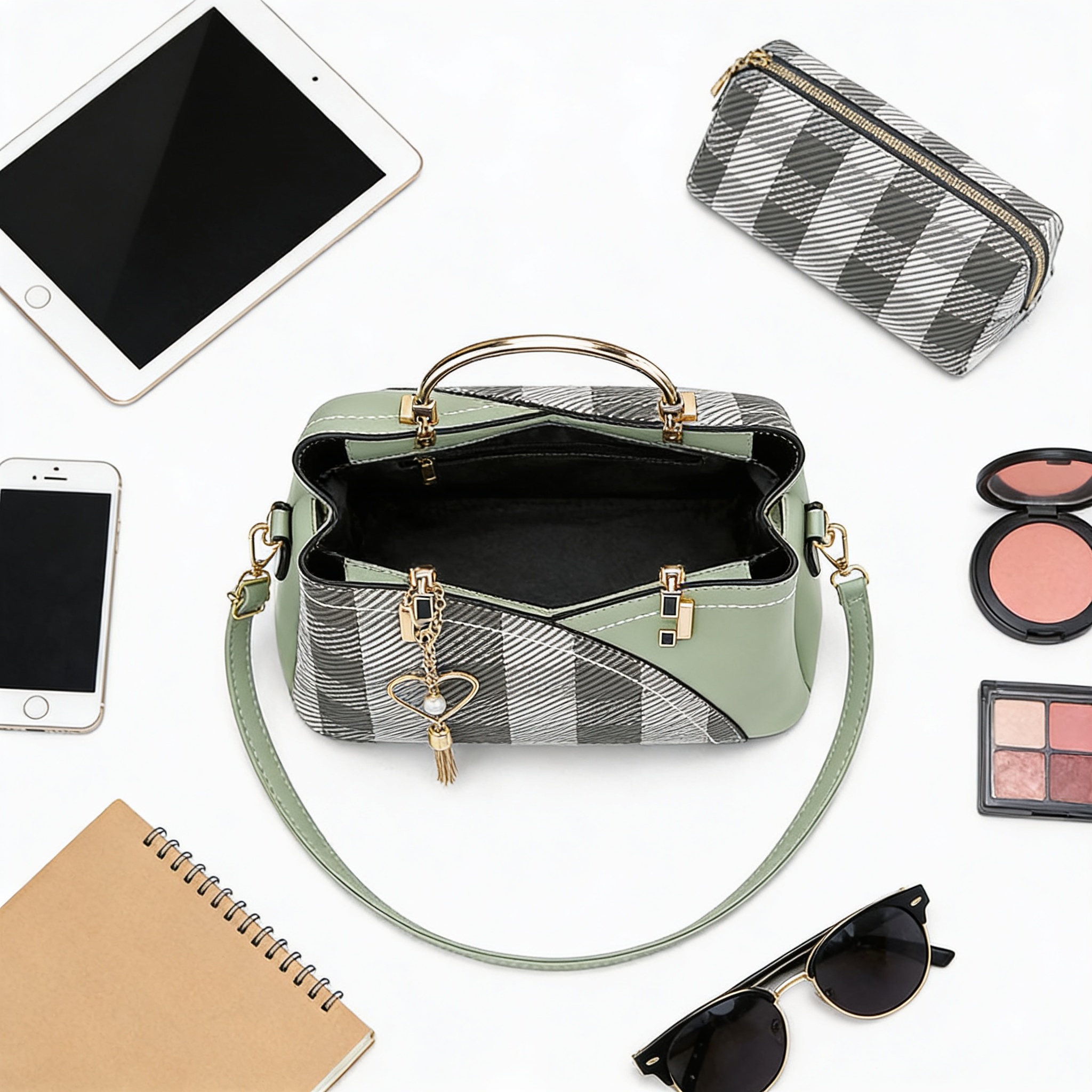 Sophisticated Color-Blocking