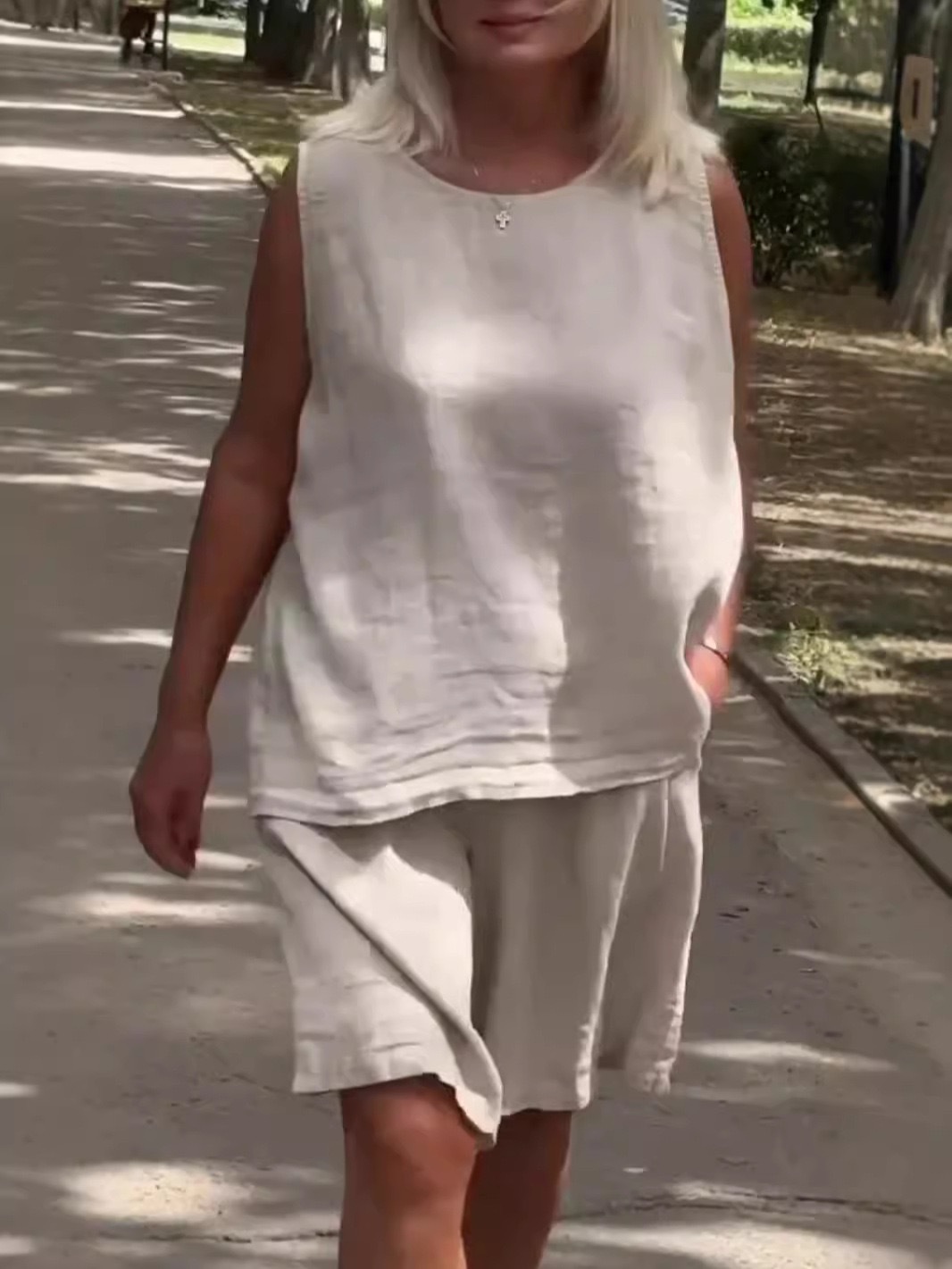 Women's Cotton-Linen Sleeveless Round-Neck Casual Two-Piece Set