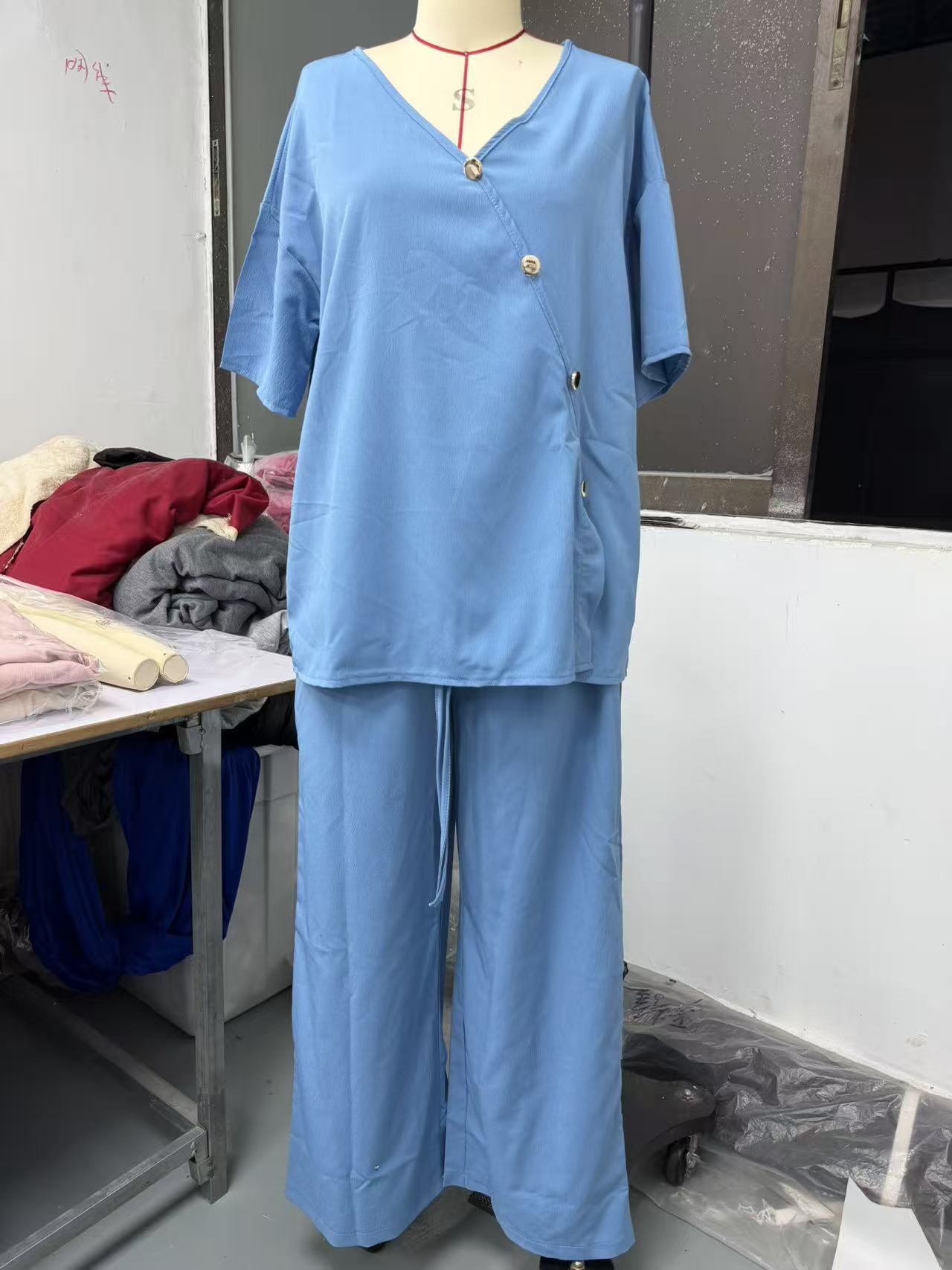 Women's Casual Solid V-Neck Short Sleeve Top and Drawstring Pants Two-Piece Set