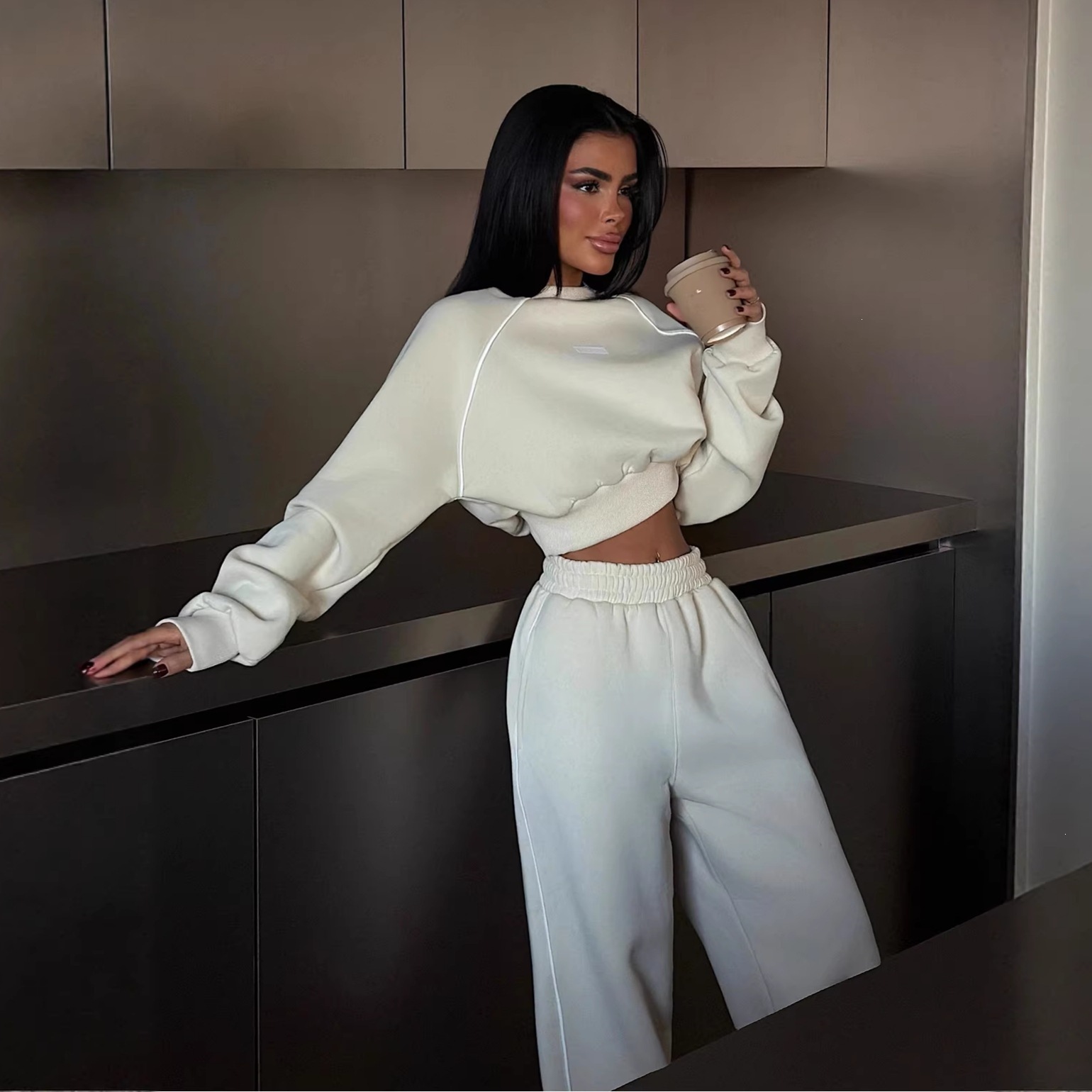 Women's Two-Piece Sweatsuit with Letter Print Waist-Fitted Hoodie and Pants