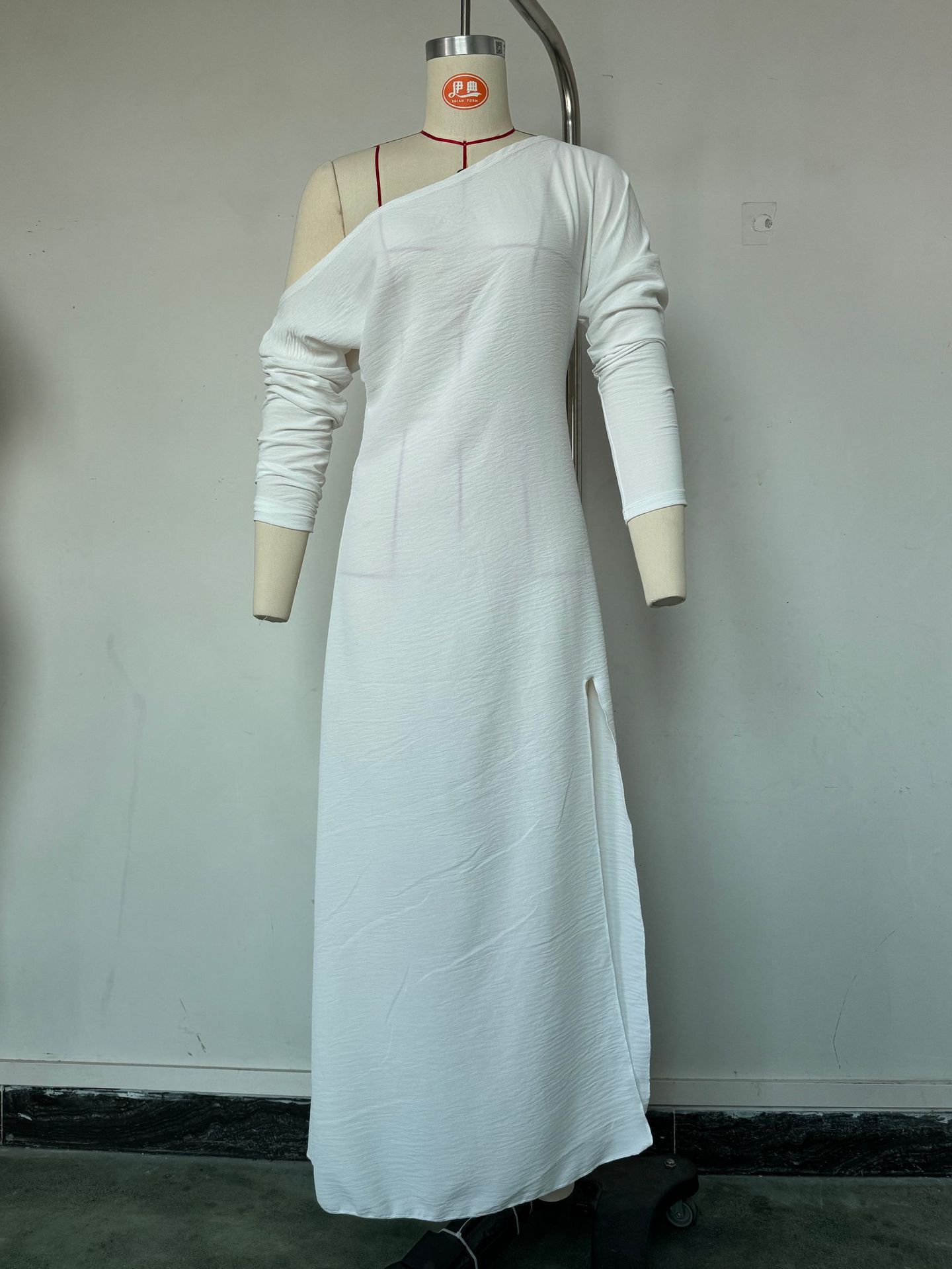 Elegant Long Sleeve Knit Pleated Slit Dress