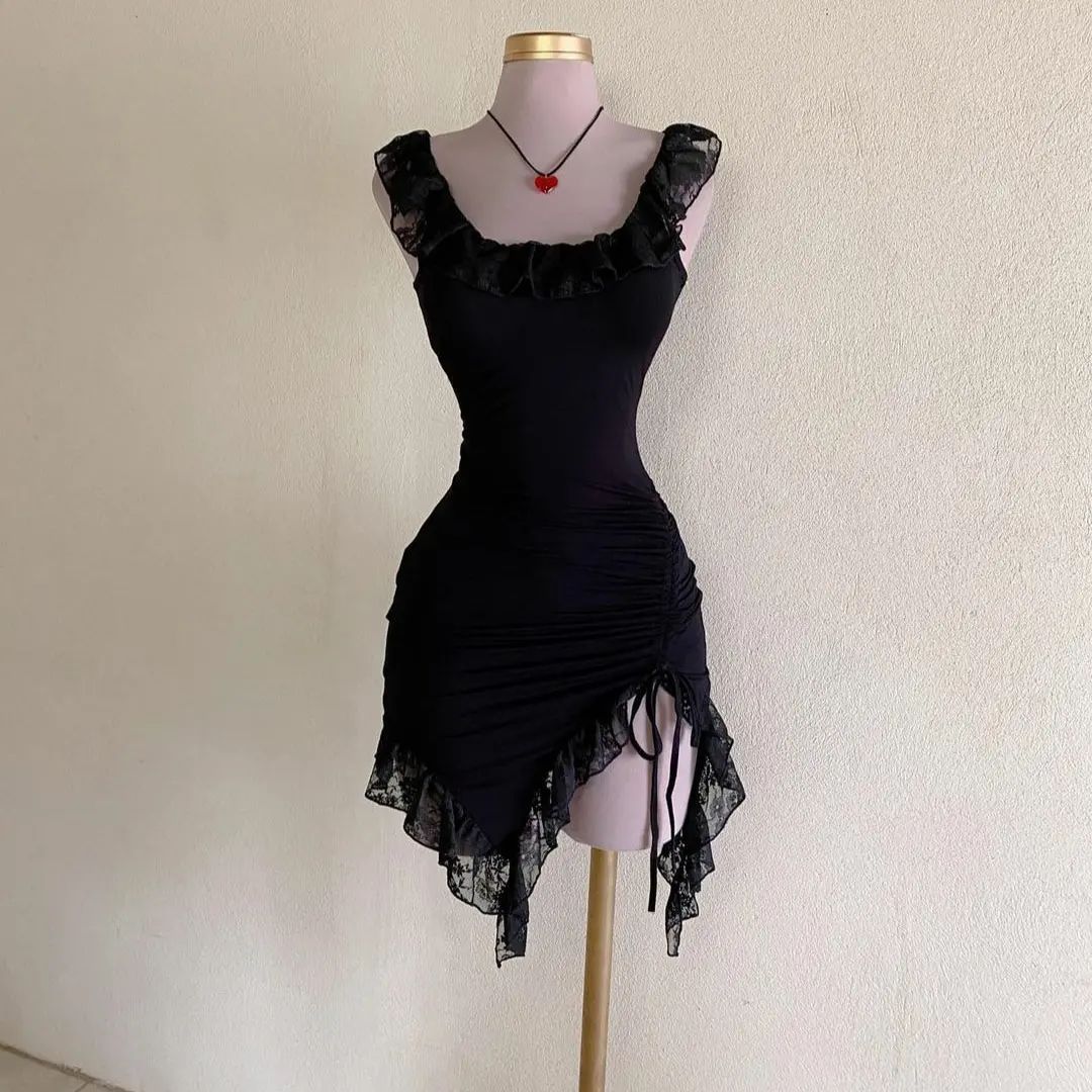 Women's Sleeveless Lace Trim Round Neck Midi Dress