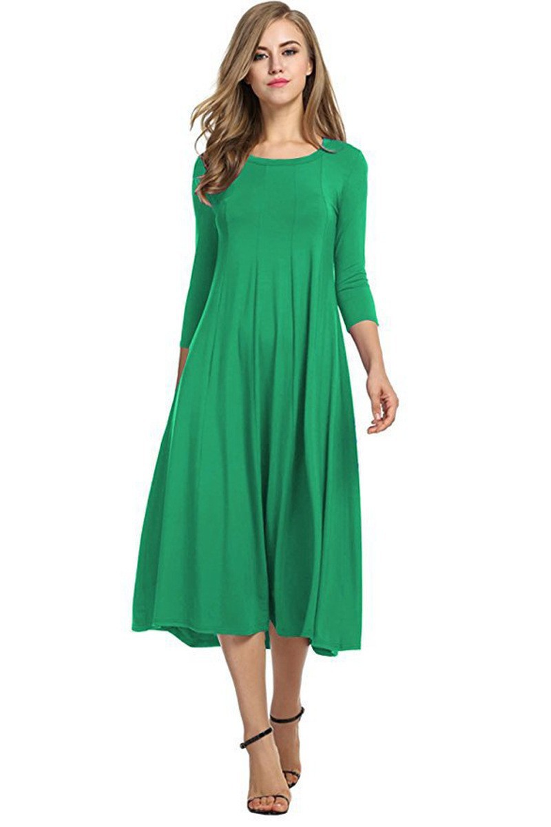 Women's Round Neck Pleated Maxi Dress with Flared Skirt