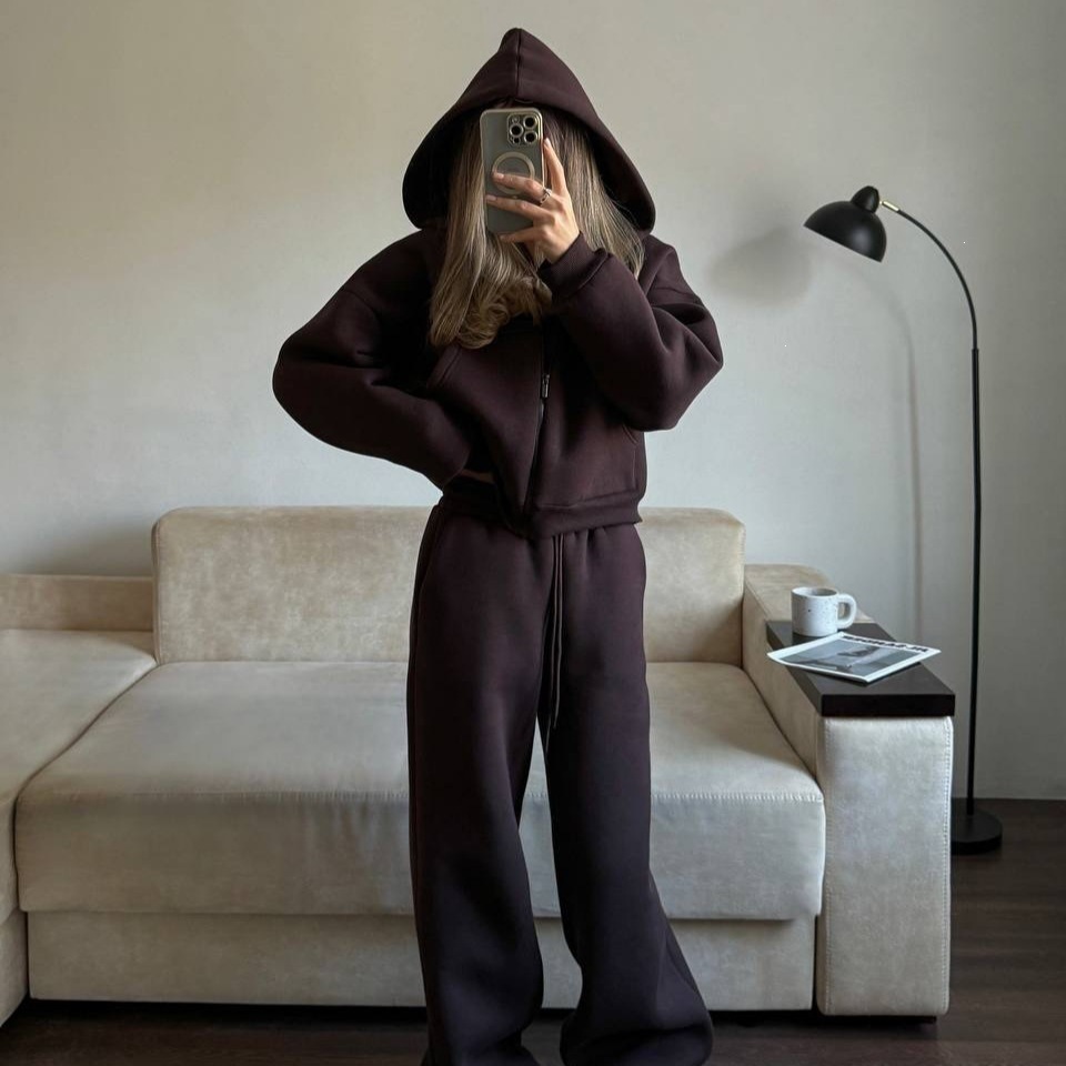 American Retro Gray Two-Piece Set: Cropped Hoodie & High-Waist Drawstring Joggers